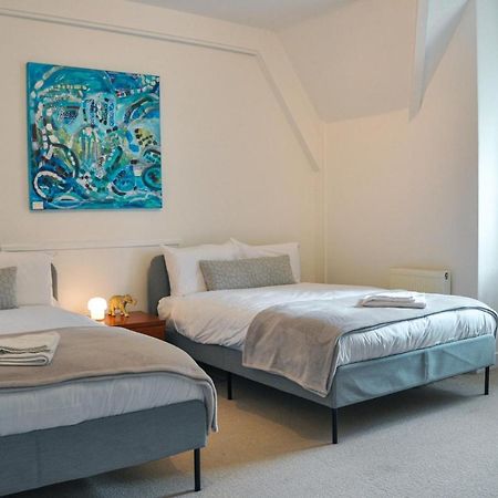 Spacious 3Br Victorian Cheltenham Loft Flat In Cotswolds - Free Parking Apartment Екстериор снимка