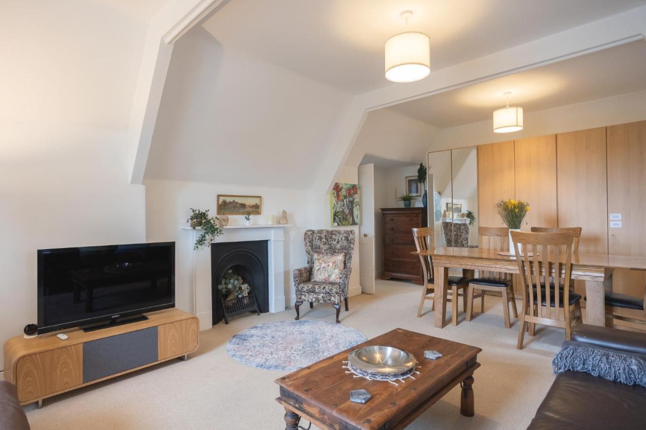 Spacious 3Br Victorian Cheltenham Loft Flat In Cotswolds - Free Parking Apartment Екстериор снимка